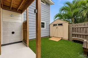 1005 Via De Luna Dr, Pensacola Beach, FL 32561 - Photo 35