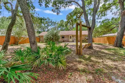 1324 Bayshore Ter, Gulf Breeze, FL 32563 - Photo 39