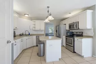 2724 Woodbury Ct, Navarre, FL 32566 - Photo 13