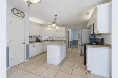 2724 Woodbury Ct, Navarre, FL 32566 - Photo 15