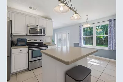 2724 Woodbury Ct, Navarre, FL 32566 - Photo 19