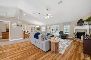 1668 Woodlawn Way, Gulf Breeze, FL 32563 - Photo 11