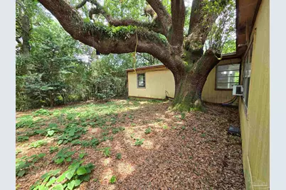 926 Lucerne Ave, Pensacola, FL 32505 - Photo 13