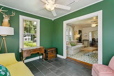 9 E Strong St, Pensacola, FL 32501 - Photo 7