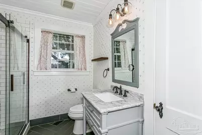 9 E Strong St, Pensacola, FL 32501 - Photo 21