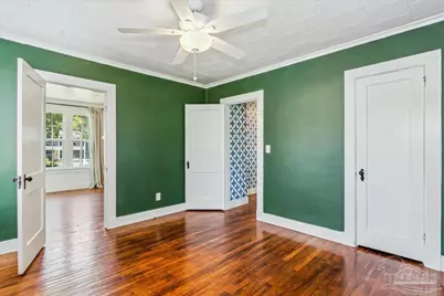 9 E Strong St, Pensacola, FL 32501 - Photo 25