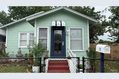 19 N G St, Pensacola, FL 32502 - Photo 1