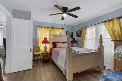 19 N G St, Pensacola, FL 32502 - Photo 17