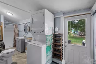 19 N G St, Pensacola, FL 32502 - Photo 27