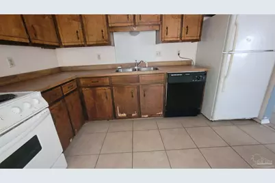 5409 East Shore Dr, Pensacola, FL 32505 - Photo 3