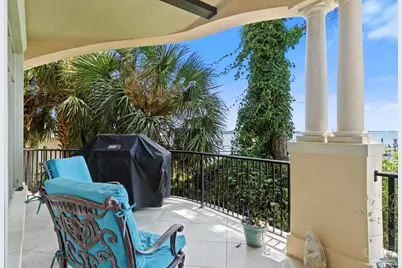 1203 Soundview Trl, Gulf Breeze, FL 32561 - Photo 53