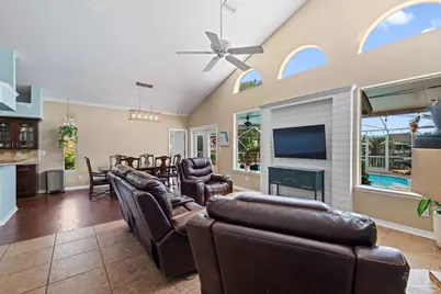 1672 Kauai Ct, Gulf Breeze, FL 32563 - Photo 11