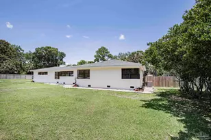 1900 Morningside Dr, Pensacola, FL 32503 - Photo 5