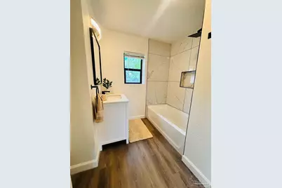 1955 Lansing Dr, Pensacola, FL 32504 - Photo 11
