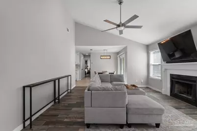 2081 Cambridge Cir, Pensacola, FL 32514 - Photo 5