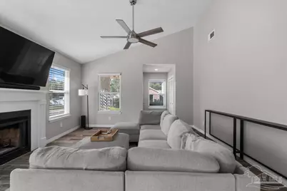 2081 Cambridge Cir, Pensacola, FL 32514 - Photo 9