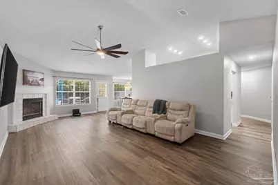 2035 Alfred Blvd, Navarre, FL 32566 - Photo 9