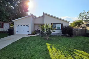 5275 Powrie Dr, Pensacola, FL 32504 - Photo 1