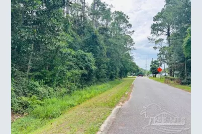 2615 Wade Ave, Pensacola, FL 32507 - Photo 3