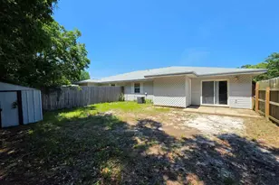 3346 Green Briar Cir, Gulf Breeze, FL 32563 - Photo 17