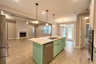 1467 W Shores Blvd, Gulf Breeze, FL 32563 - Photo 13