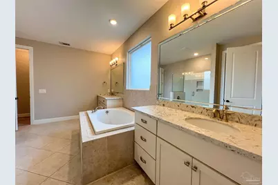 1467 W Shores Blvd, Gulf Breeze, FL 32563 - Photo 25