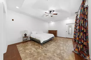 1194 Jaguar Cir, Gulf Breeze, FL 32563 - Photo 43