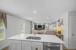 4915 Valor Ct, Pace, FL 32571 - Photo 15