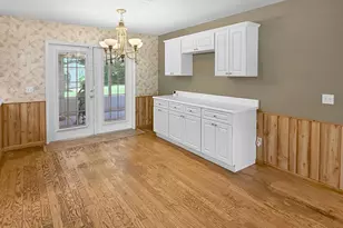 5729 Lia Dr, Milton, FL 32570 - Photo 9