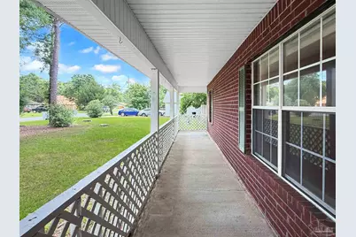 5729 Lia Dr, Milton, FL 32570 - Photo 17