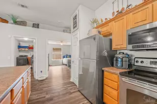 6014 Montgomery Ave, Pensacola, FL 32526 - Photo 11