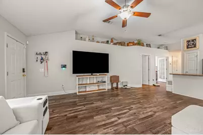 6014 Montgomery Ave, Pensacola, FL 32526 - Photo 5