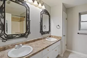 7757 Grundy St, Pensacola, FL 32507 - Photo 19