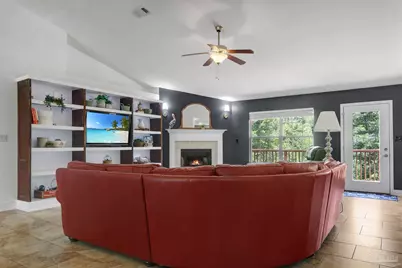 8678 Reagan Dr, Pensacola, FL 32506 - Photo 9