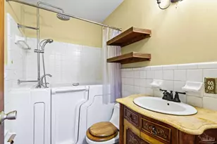 848 Ash Dr, Pensacola, FL 32503 - Photo 25