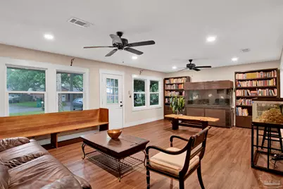 206 Norwich Dr, Gulf Breeze, FL 32561 - Photo 5