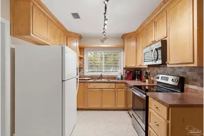 123 Via Deluna Dr, Pensacola Beach, FL 32561 - Photo 11