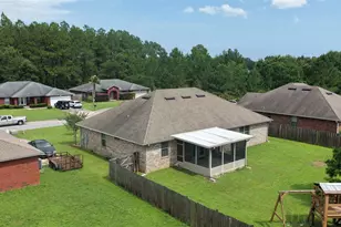 7421 Deck Ln, Pensacola, FL 32526 - Photo 33