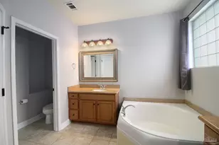 7421 Deck Ln, Pensacola, FL 32526 - Photo 13