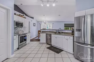 8061 Conrad St, Pensacola, FL 32507 - Photo 3