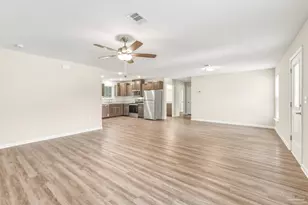6884 Fast Gun Ln, Milton, FL 32570 - Photo 9