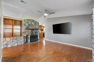 2206 Frontera St, Navarre, FL 32566 - Photo 9