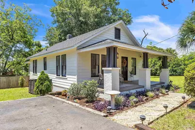 2025 W Wright St, Pensacola, FL 32502 - Photo 9
