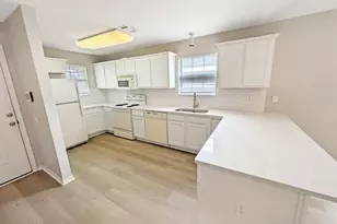 5915 Bilek Dr, Pensacola, FL 32526 - Photo 3
