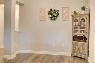 4241 Hazelhurst Dr, Pace, FL 32571 - Photo 9