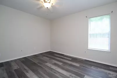 8126 Crystal Wells Pl, Pensacola, FL 32514 - Photo 9
