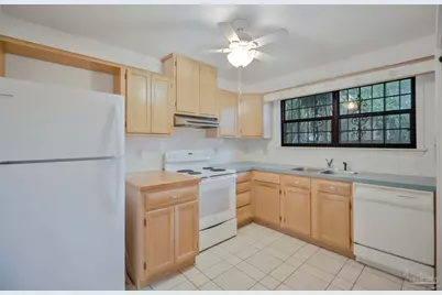 2305 Sugartree Ave, Pensacola, FL 32503 - Photo 9