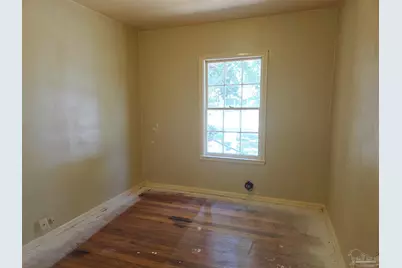 209 NW Gilliland Rd, Pensacola, FL 32507 - Photo 13