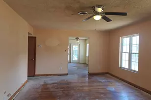 209 NW Gilliland Rd, Pensacola, FL 32507 - Photo 3