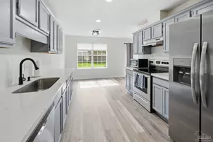 577 Batten Blvd, Pensacola, FL 32507 - Photo 3